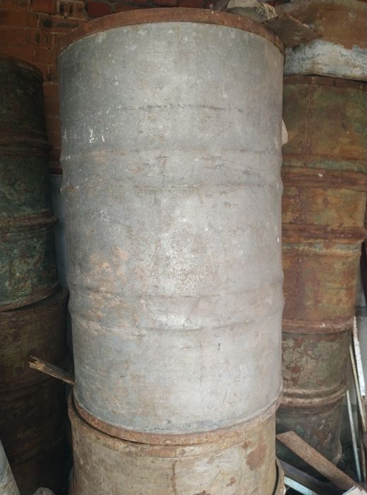 Бочки стальные и оцинкованные 200 литрованные