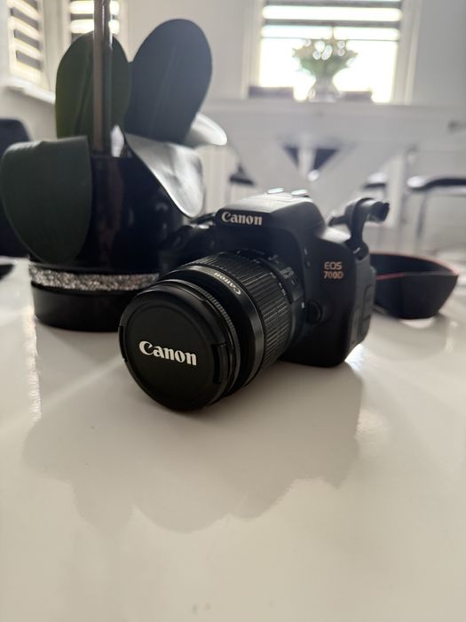 Aparat Canon Eos 700D