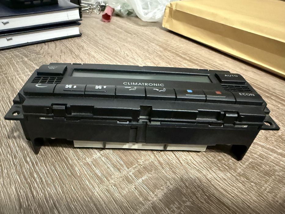 Кліматронік Passat B5+