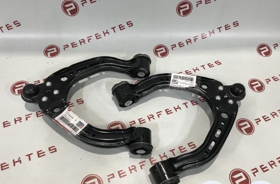 Ричаг верхній передній Tesla Model S