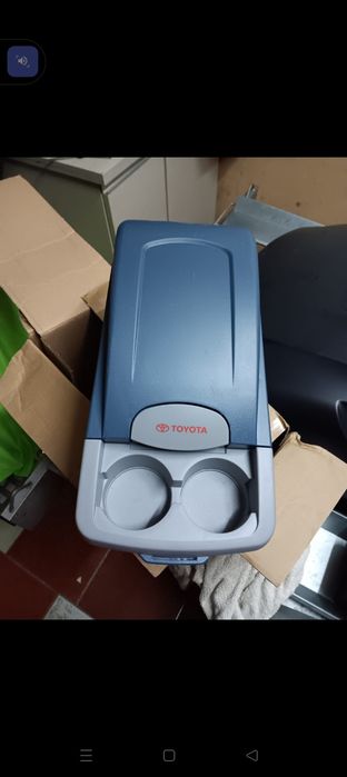 Geleira Toyota  eletrica quente/ frio