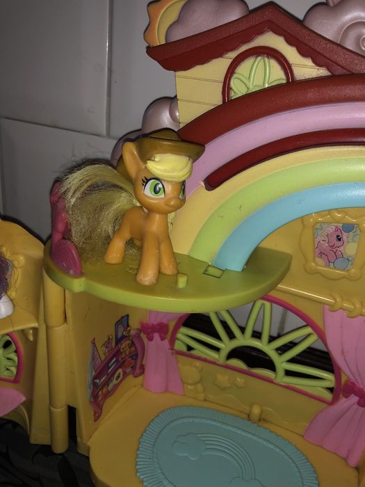 Май литл пони Макдональдс с домиком глазастик