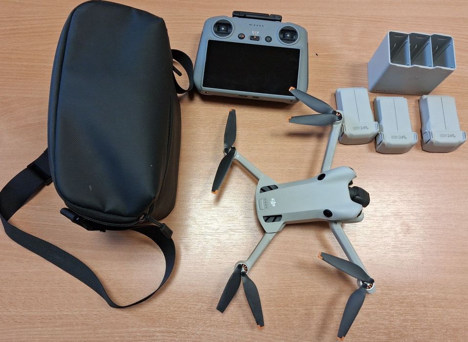 DJI Mini 4 Pro combo
