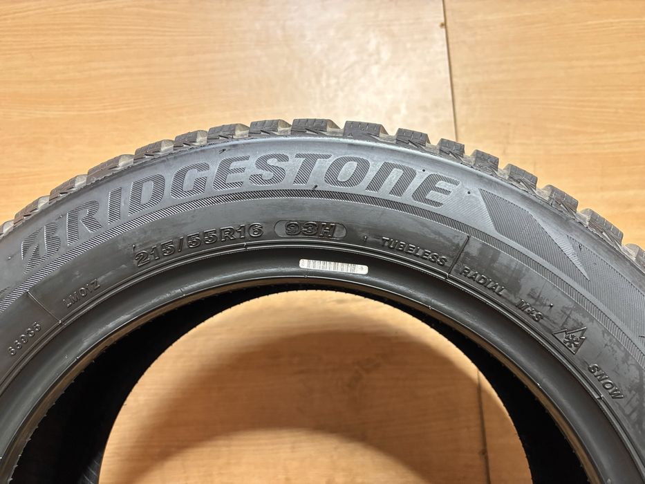 215/55 R 16 Bridgestone Blizzak LM001 Зима комплект шини