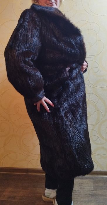 Шуба натуральна довга