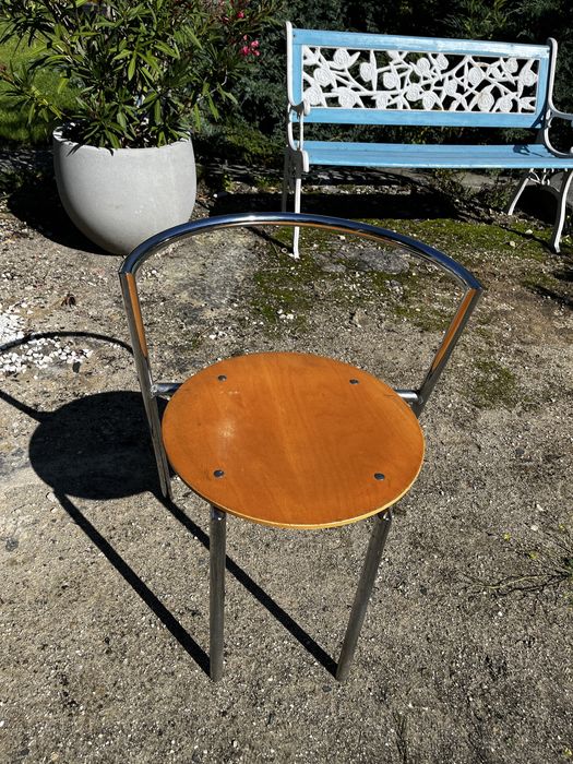 Tytuł ogłoszenia: Designerskie krzesła Martela (Finlandia) – Kultowy Design / Loft – 16 szt.