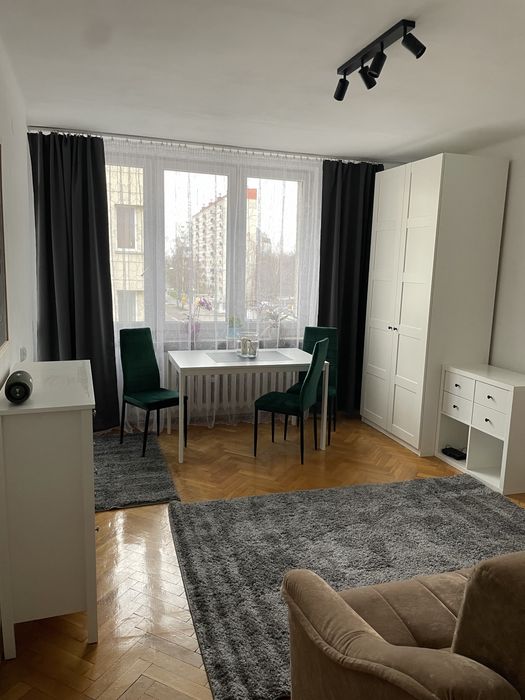 Duży pokój ok 20m z balkonem Kołobrzeska 13A