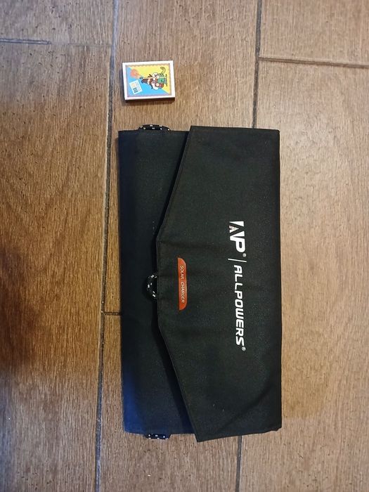 Портативная солнечная панель