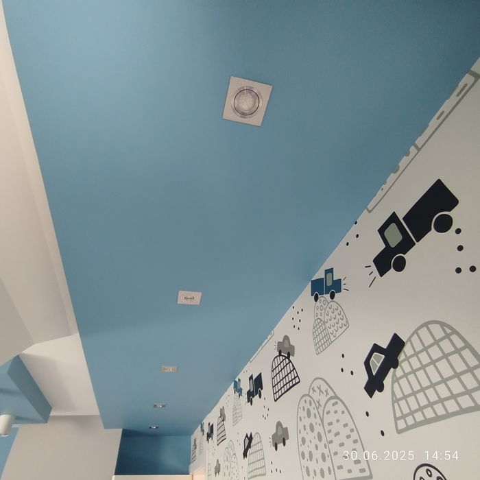 Zestaw halogenów plus żarówki LED