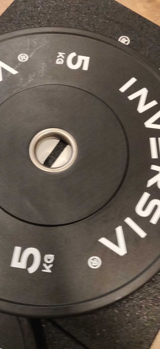 Discos olímpicos pretos 5kg da marca INVERSIA FITNESS (PAR)