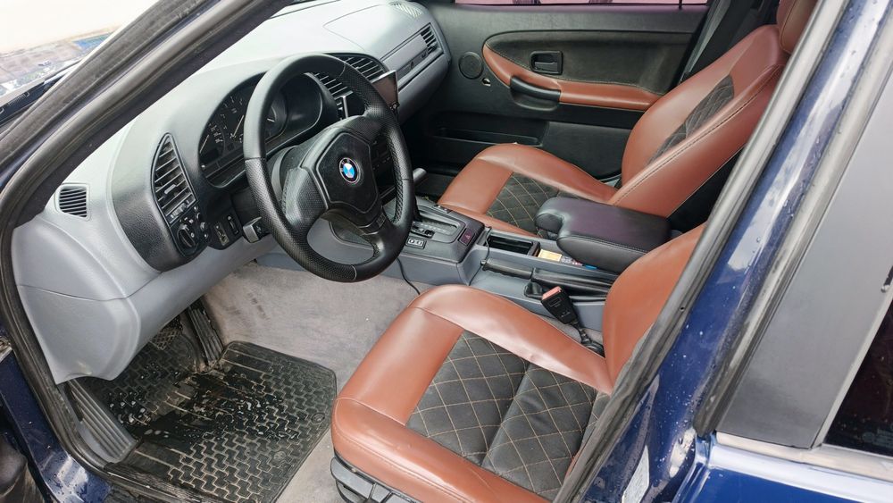 Продам Бмв е36 м50б20 АКПП