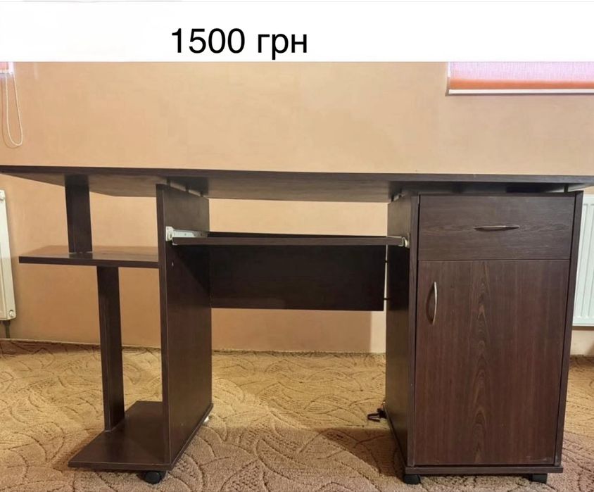 Продам компʼютерний стіл з тумбочкою