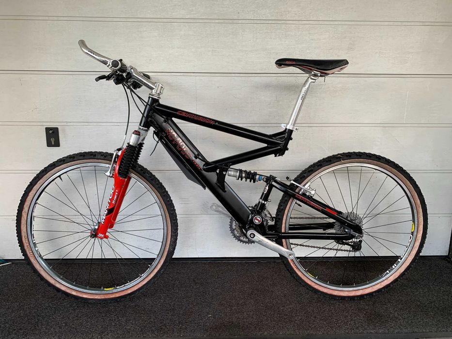 Rower Centurion NO POGO Trail Full Shimano XT Mavic Cross Link