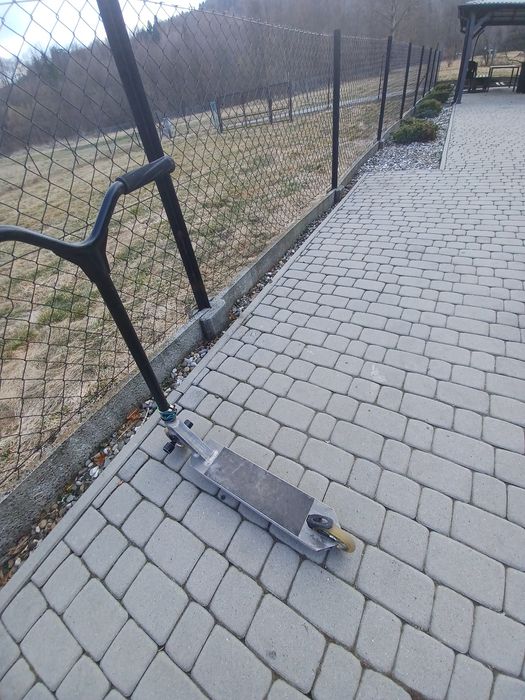 Sprzedam hulajnoga w dobrym stanie