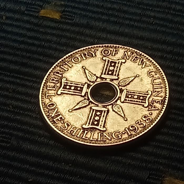 moeda one shilling  1938 Nova guine