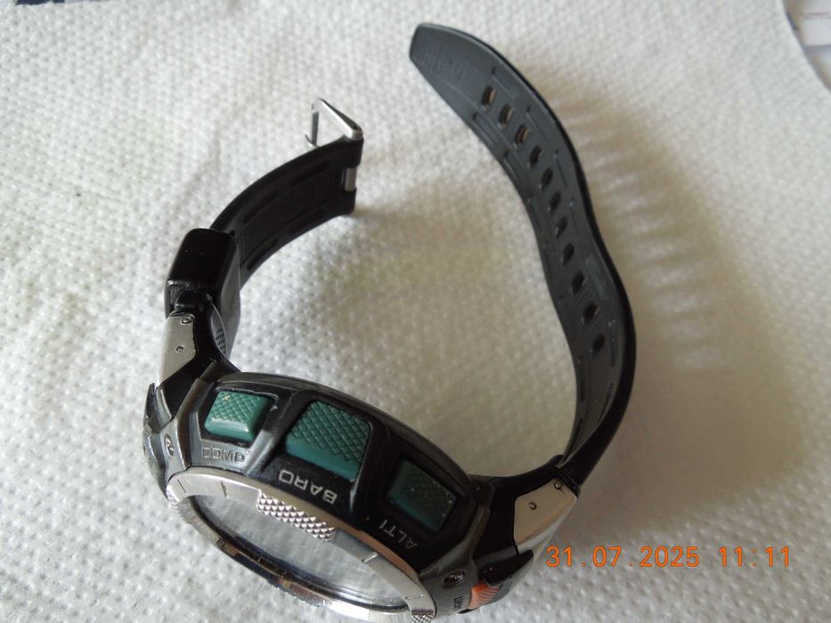 zegarek casio protrek