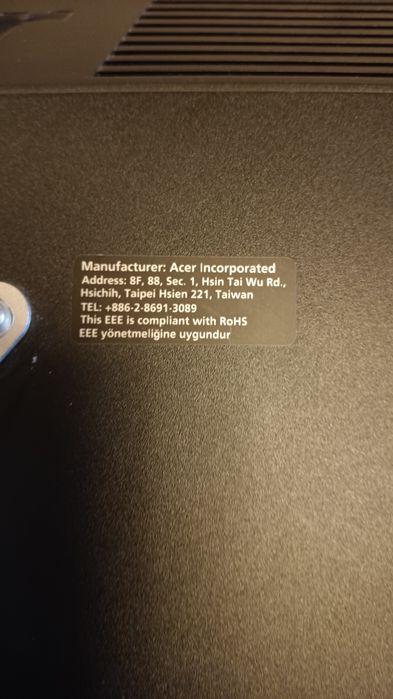 Монітор Acer V193 .19 дюймів. Кріплення на стіну .