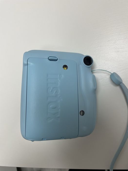 Instax mini 11 (com caixa)
