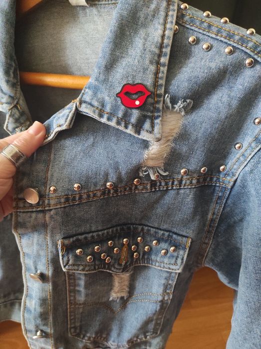 Джинсовая куртка