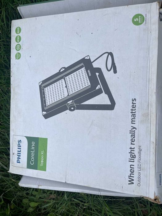 PHILIPS  naświetlacz 196W Coreline Tempo XL, 32000/26240 lm