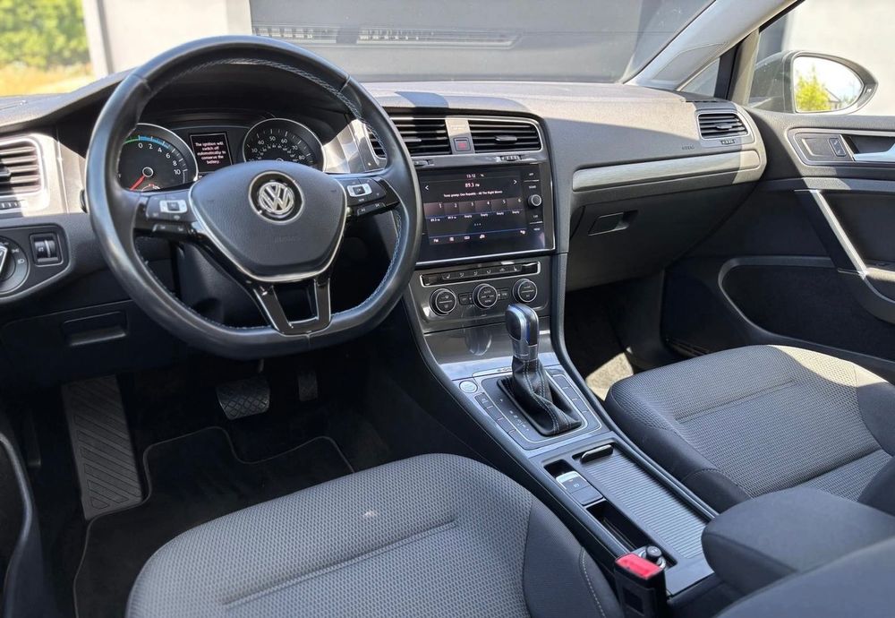 Volkswagen E-golf 2019