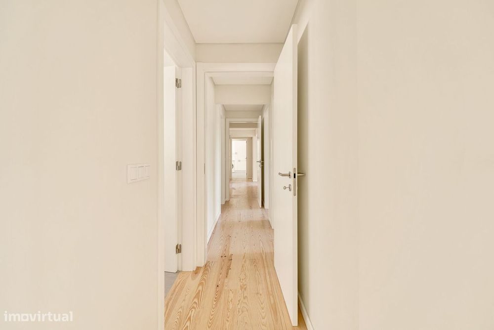 Apartamento T3 com jardim, Amoreira, Cascais