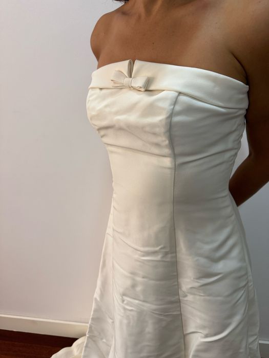 Vestido de noiva cai-cai