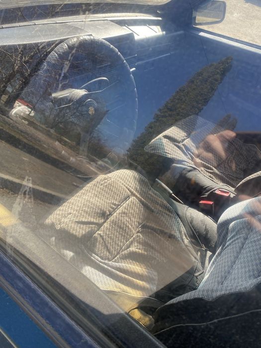 ВАЗ 21083 інжектор 2001 року.