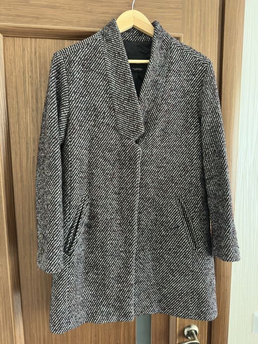 Пальто  жіноче Mango