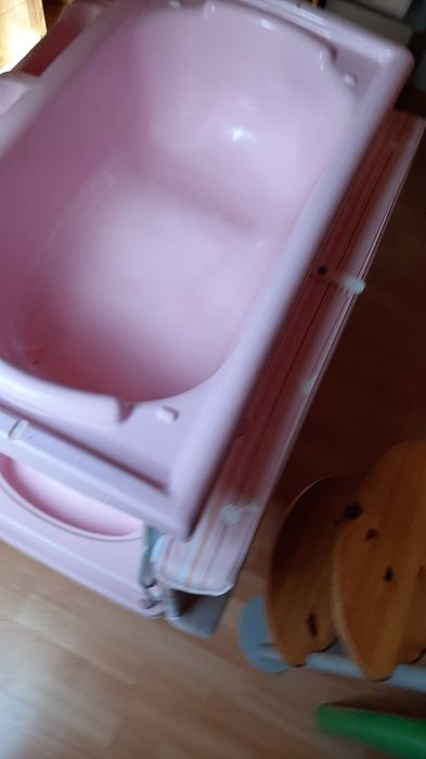 banheira com trocador(de fraldas) integrado