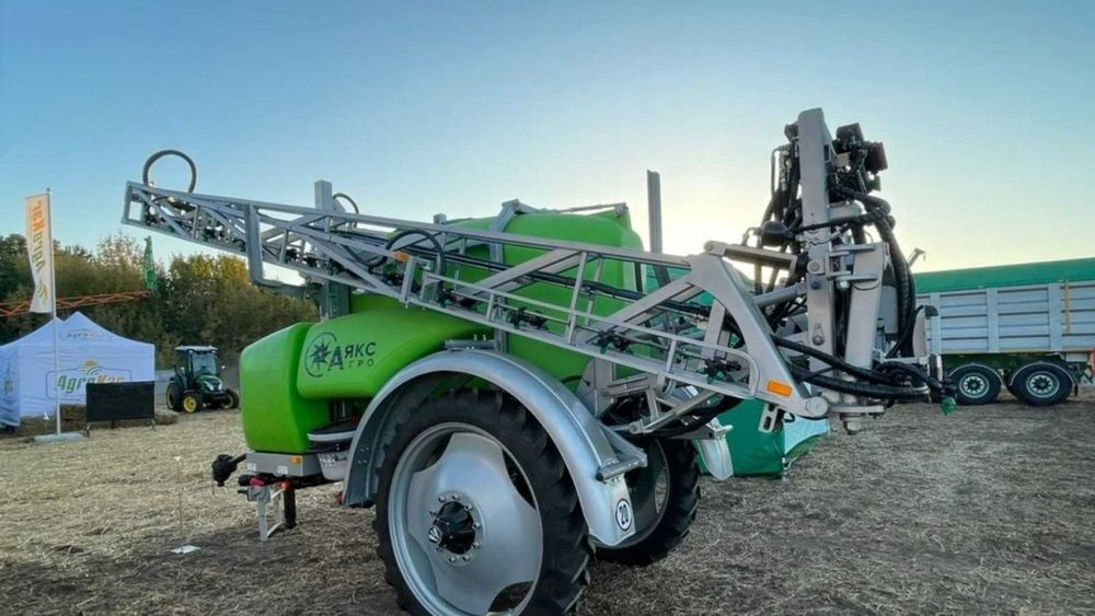 Обприскувач причіпний АЯКС ОП-24 (ОПК) «Преміум» з ARAG Bravo 400
