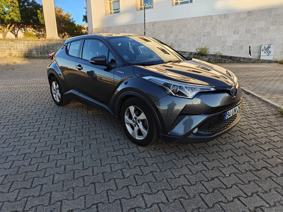 Toyota C-HR 1.8 Híbrido - nacional 121mil kms — photo 4
