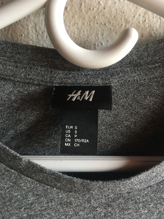 T-shirt cinzenta H&M