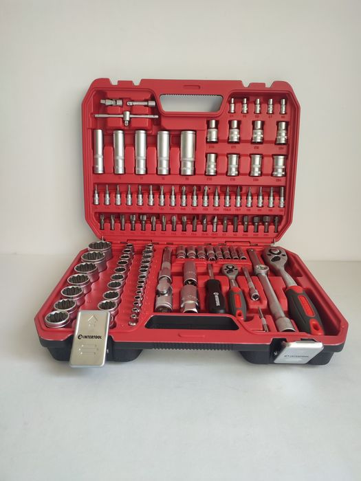 Набір інструментів 1/2" & 1/4" 110 од, 12-гранні  INTERTOOL  ET-9109