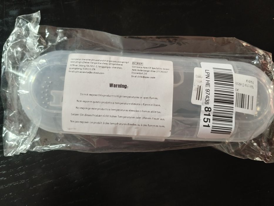 Caixa de viagem para escova de dentes.