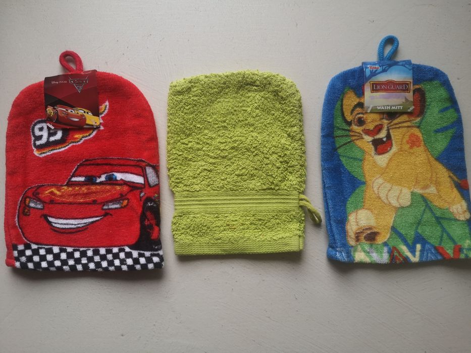 Myjki do kąpieli /rękawice dla dzieci do mycia Disney /nowe