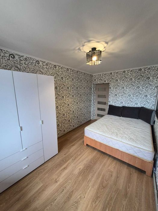 Продам 3-х кім квартиру 62м2 з інд.опаленням, ремонт, меблі, техніка.