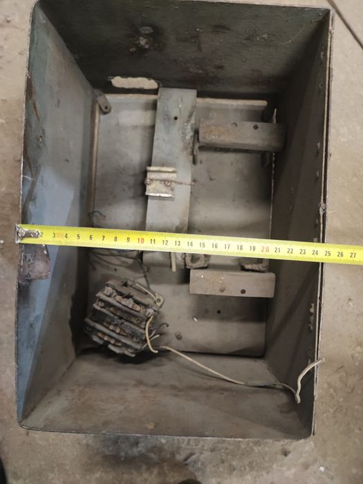 Ящик для электрощитовой