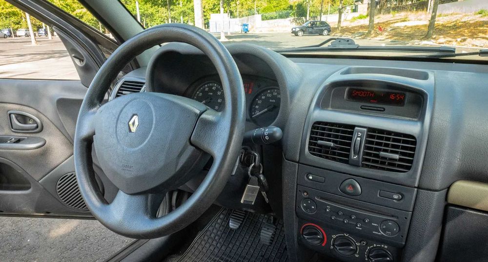 Renault Clio II 1.5 dCi 82cv | 2005 | Nacional