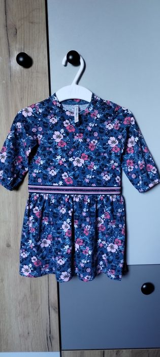 Sukienka niemowlęca Coccodrillo rozmiar 62