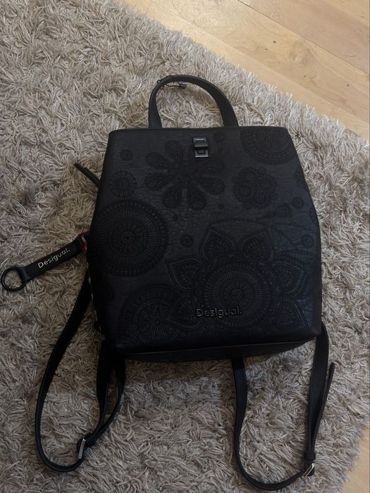 Czarny plecak Desigual