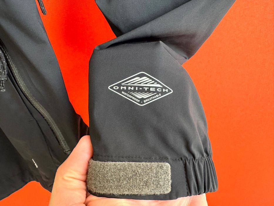 Columbia Omni-Tech жіноча непромокаюча легка куртка мембрана розмір M