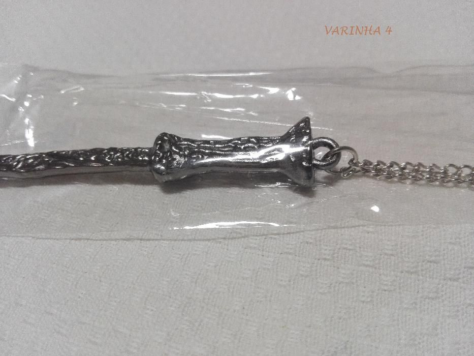Colar Varinha Harry Potter