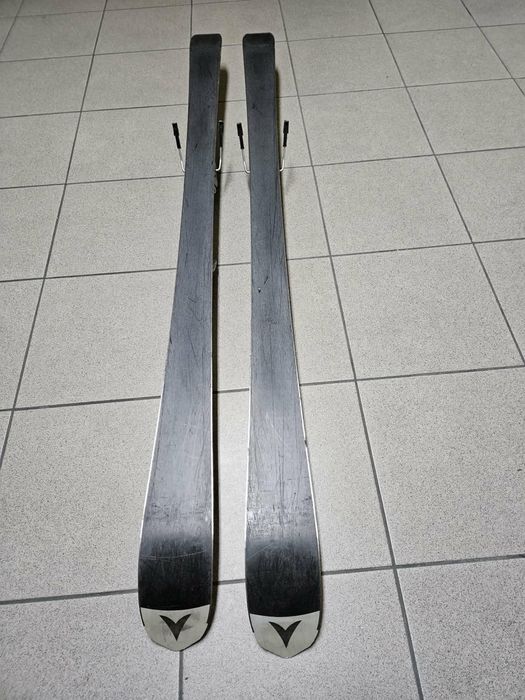 Narty zjazdowe Dynastar Nova 146 cm + buty narciarskie gratis