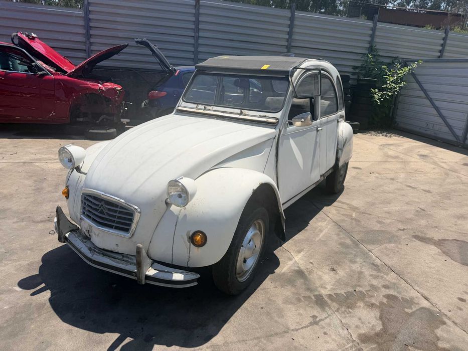 CITROEN 2 CV PARA VENDA DE PEÇAS