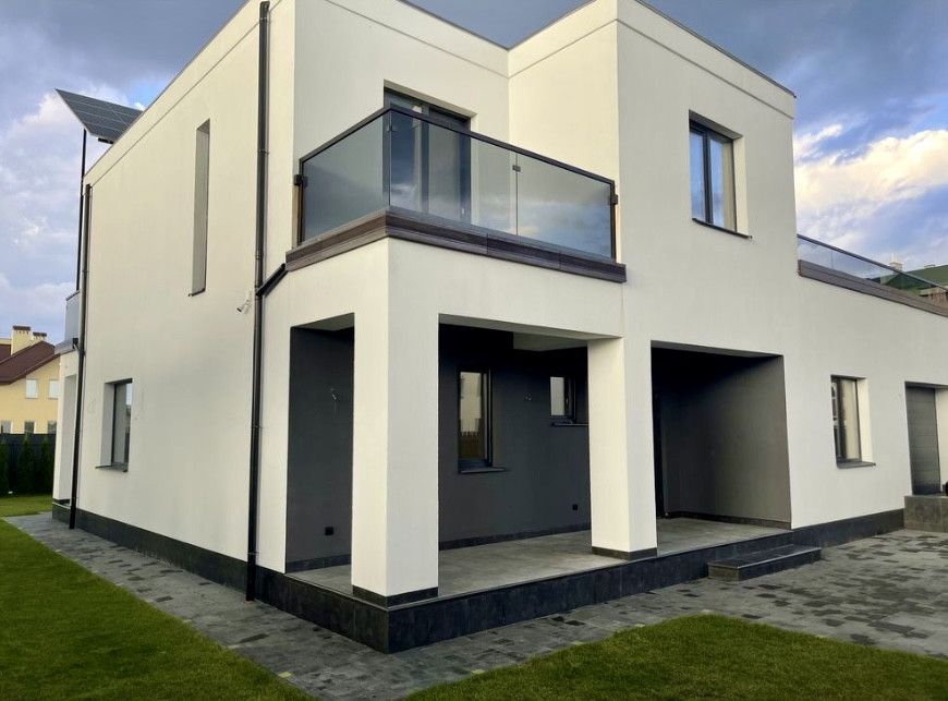 Продаж затишного будинку у Скнилові