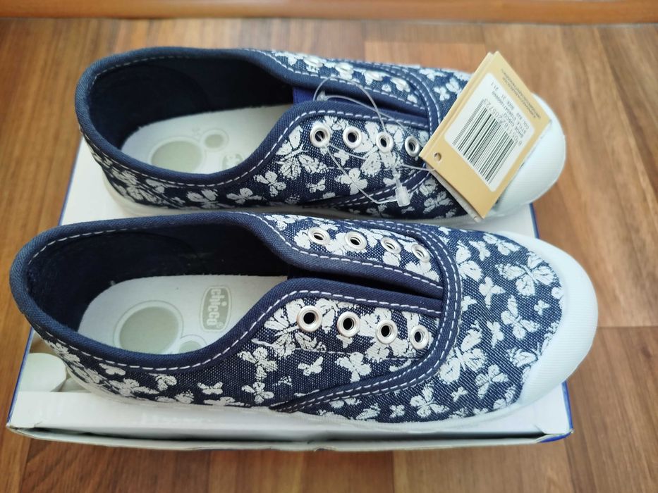 Chicco. Кеди для дівчинки 32 розмір.