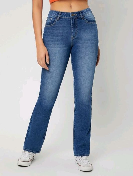 Jeans cintura subida