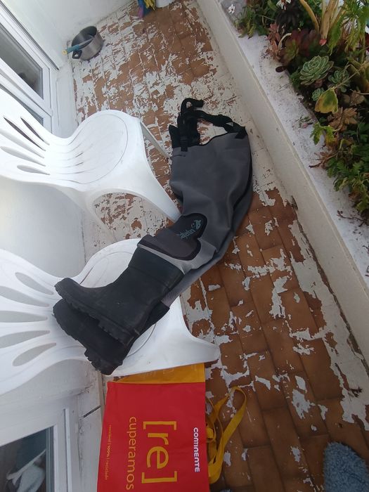 Wader de pesca Caperlan 42-43 tam.em neoprene termicoda marca , uma ma