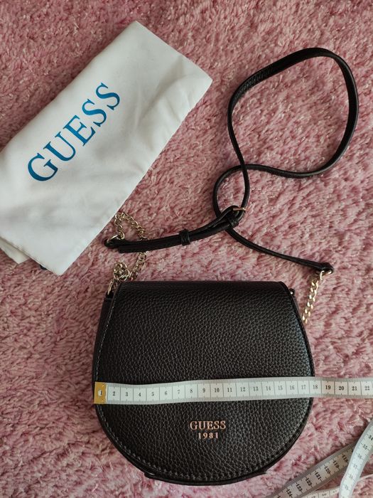 Torebka czarna GUESS